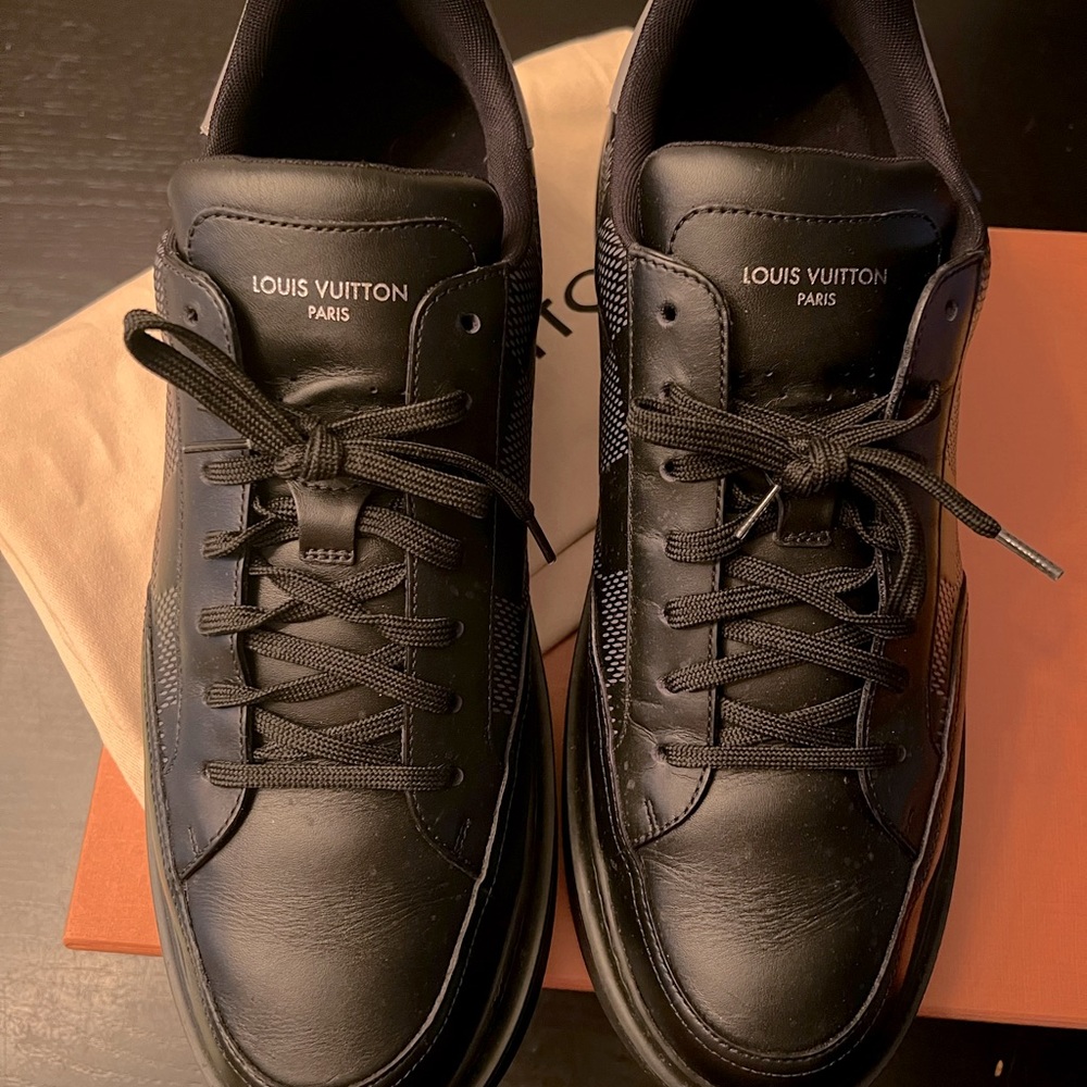 SOLD OUT Mens Beverly Hills LV sneaker w/Damier pattern.